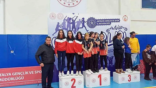 Köyceğiz Curling'te 3 takımla finallere katılma hakkı kazandı