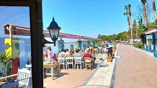 Köyceğiz'de 'İkinci El Pazarı' 8 ay sonra yeniden kuruldu