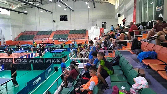 KÖYCEĞİZ'DE 30 AĞUSTOS ZAFER KUPASI MASA TENİSİ TURNUVASI YAPILDI