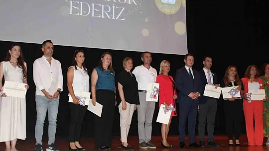4 Okul 'Çevre Dostu Okul Levhası' Aldı