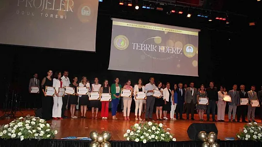 4 Okul 'Çevre Dostu Okul Levhası' Aldı