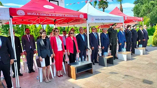 Atatürk'ü Anma, Gençlik ve Spor Bayramı coşkuyla kutlandı