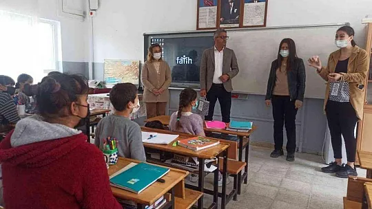Köyceğiz'de atık yağ getiren öğrenciler sabunlara kavuştu