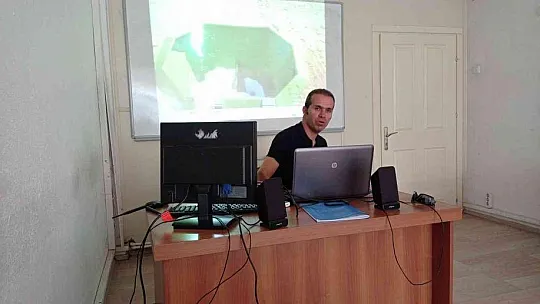 Köyceğiz'de çiftçilere bitki koruma konusunda eğitim verildi