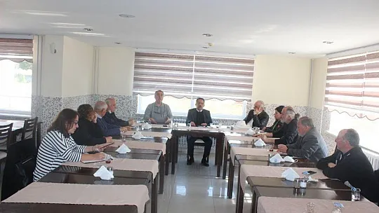 Köyceğiz'de eğitimci yazarlar bir araya geldi