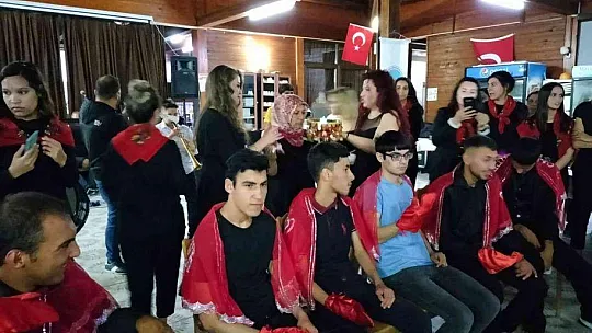 Köyceğiz'de engelli bireylere asker eğlencesi düzenlendi
