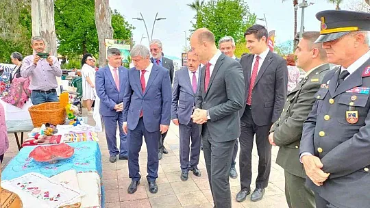 Köyceğiz'de geri dönüşüm sergisi açıldı