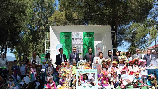 Dönüşüm Ürünleriyle Defile Gerçekleştirildi