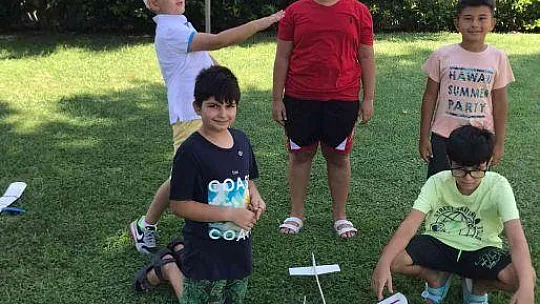 KÖYCEĞİZ'DE MİNİKLERİN YAPTIĞI MODEL UÇAKLAR UÇMAYA HAZIR