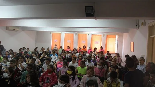 Köyceğiz'de öğrenciler hayallerini yazmaya devam ediyor