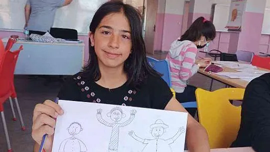 Köyceğiz'de öğrenciler karikatür atölye çalışması yaptı
