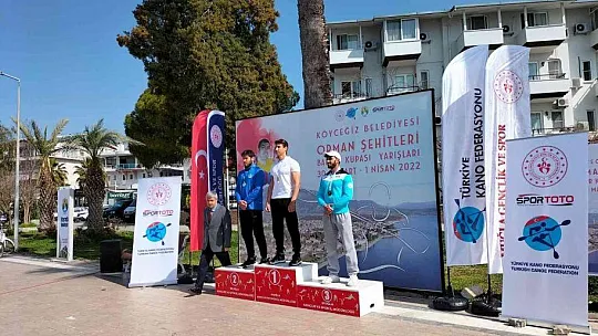 Köyceğiz'de Orman Şehitleri adına düzenlenen kano yarışları başladı
