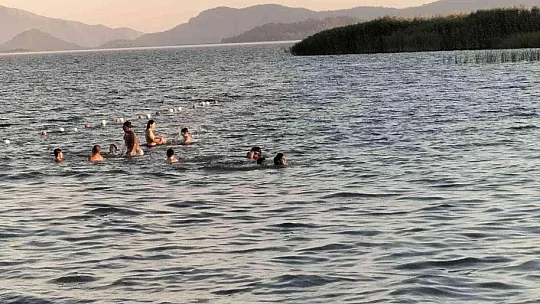 Köyceğiz'de sıcak hava etkili oluyor
