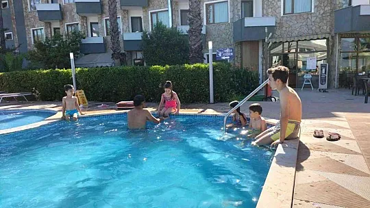 Köyceğiz'de sıcak hava etkili oluyor