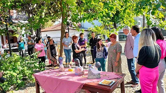 KÖYCEĞİZ'DE SURETLER SERAMİK SERGİSİ AÇILDI