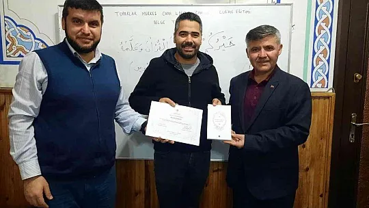 Köyceğiz'de vatandaşlar Kur'an-ı Kerimi öğrenmenin mutluluğunu yaşadılar