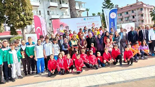 Köyceğiz'de yapılan kano yarışlarında bahar kupası sahiplerini buldu