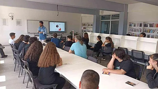 Köyceğiz'de yazar buluşmaları devam ediyor