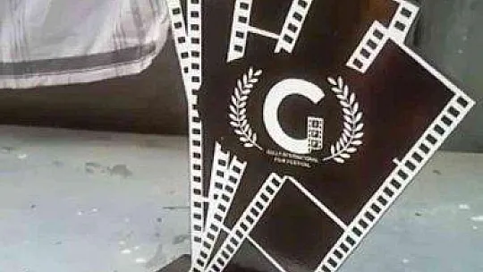 ÖĞRETMENİN KISA FİLMİ 15'İNCİ ÖDÜLÜNÜ KAZANDI