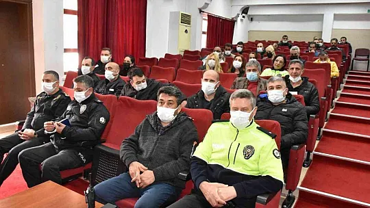 Köyceğiz Emniyet Müdürlüğü personeline moral ve motivasyon eğitimi verildi