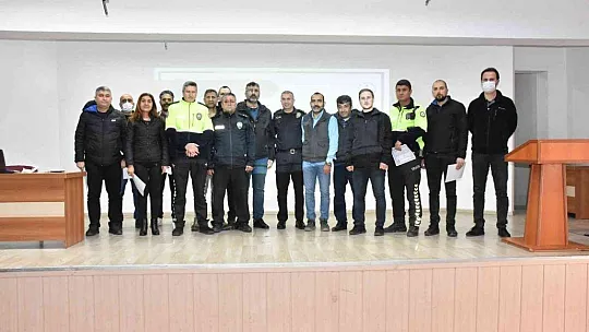 Köyceğiz Emniyet Müdürlüğü personeline moral ve motivasyon eğitimi verildi