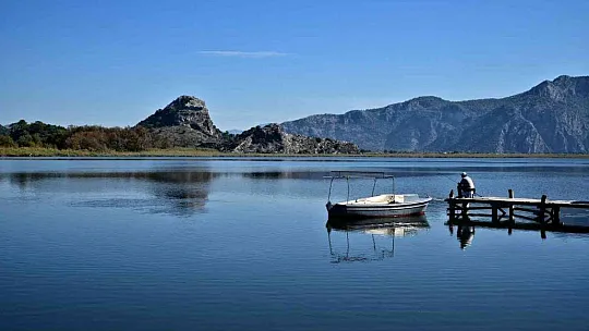 Köyceğiz'in doğa manzaraları kartpostallık görüntüler oluşturdu