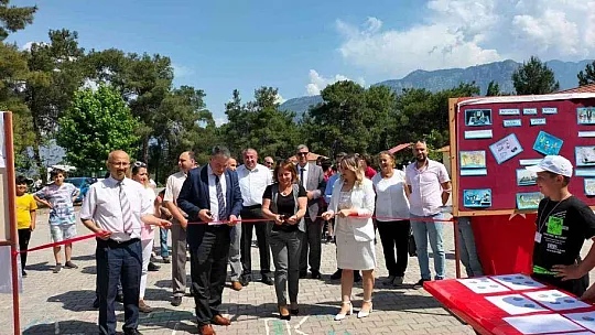Köyceğiz Zeytinalanı Ortaokulu'nda bilim şenliği düzenlendi