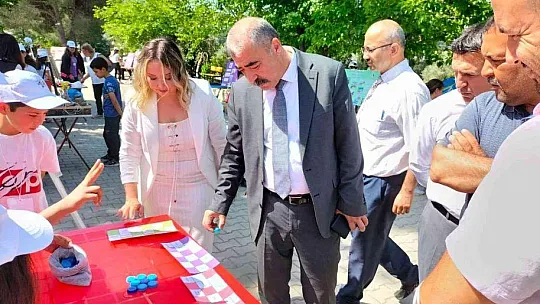 Köyceğiz Zeytinalanı Ortaokulu'nda bilim şenliği düzenlendi