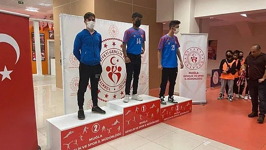 Köyceğizli öğrenciler bilek güreşinde ses getirdi