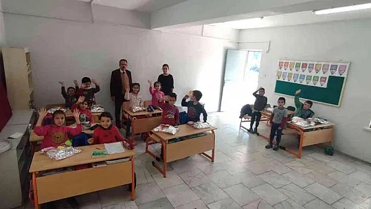 Köyceğizli öğrencilere, kardeş hediyesi