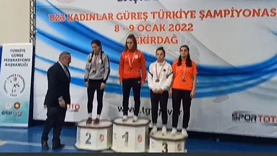 Köyceğizli Selvi şampiyonluğa doymuyor