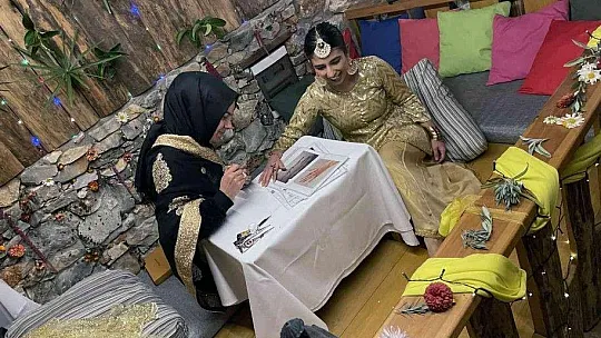 Köyde Hint düğünü