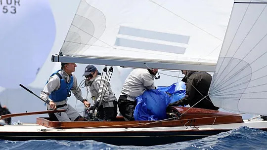 Kraliyet teknesi Bodrum'da yarışıyor