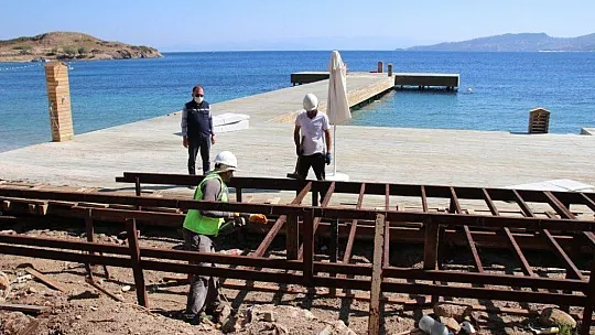 Küdür Yarımadası'ndaki son yapılaşma yıkılıyor