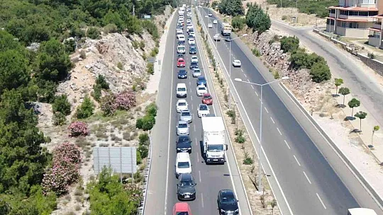 Kurban Bayramı tatili için yollara akın ettiler