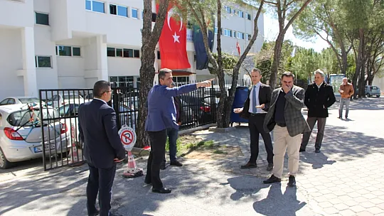 Taksiciler ve Memurlar Arasında Bir Garip Kuş Kavgası