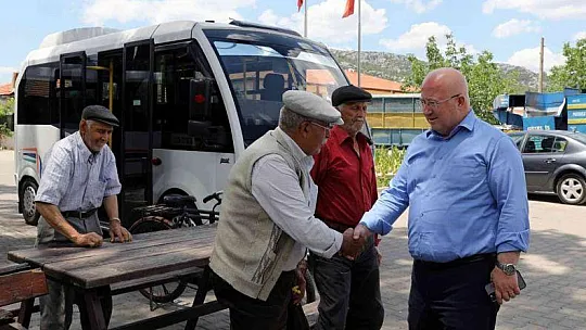 Kuyucak-Akyaka bağlantı yolunda asfaltlama çalışması
