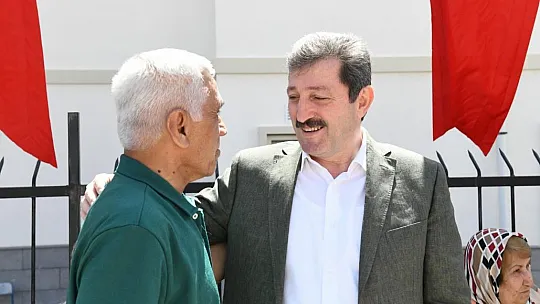 Vali Tavlı, Depremzede Ailelerle Bir Araya Geldi