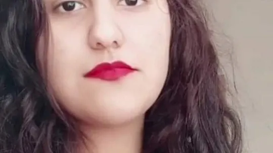Yangında dumandan zehirlenen genç hayatını kaybetti