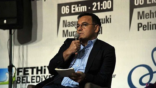 Ünlü Yazarlar, 'Türkiye'de Basın ve Politik Yüzü' söyleşisinde buluştu