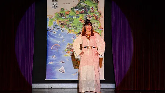 LİKYA İLMEKLERİ DEFİLESİ GÖZ KAMAŞTIRDI