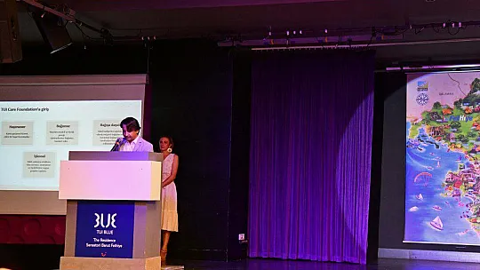 LİKYA İLMEKLERİ DEFİLESİ GÖZ KAMAŞTIRDI