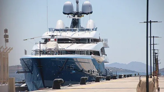 Lüks yatlar Bodrum'a gelmeye başladı
