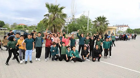 Öğrenciler baharın gelişini kutladı