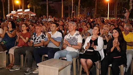 Marmaris 3. kez kitaplarla buluştu