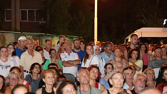 Marmaris 3. kez kitaplarla buluştu
