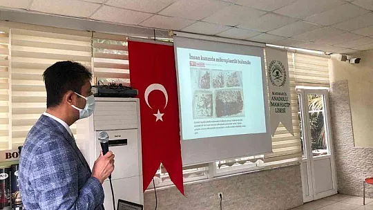 Marmaris Anadolu İmam Hatip Lisesi, deniz kirliliğini önlemek için konferans düzenledi