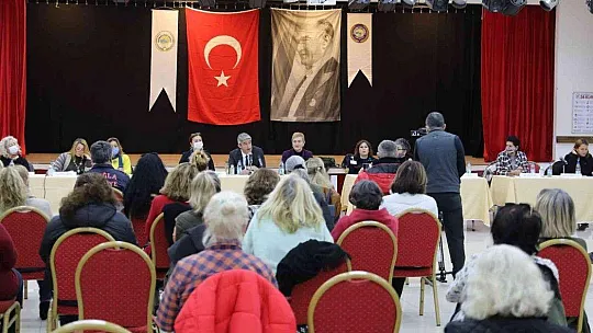 Marmaris Belediye Başkanı Oktay Kent Konseyi Kadın Meclisi toplantısına katıldı