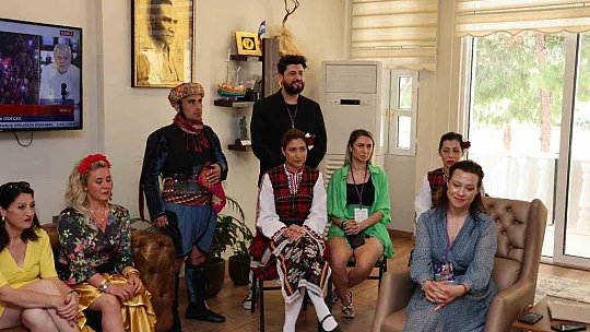 Marmaris Belediyesi Galart ekibini ve dansçı konukları ağırladı