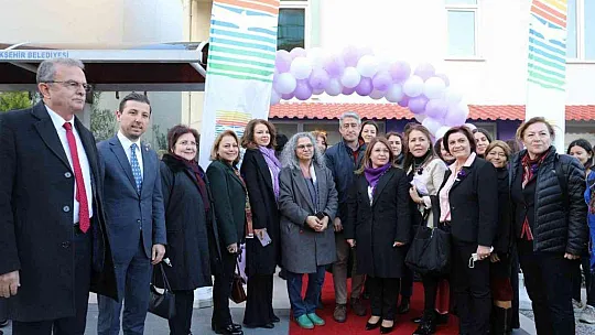 Marmaris Belediyesi Kadın Dayanışma Merkezi açıldı